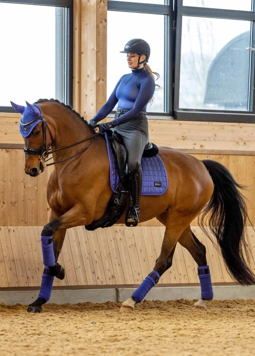 LeMieux Spectrum Dressage Pad - Navy/Bluebell 4 LeMieux Spectrum Dressage Pad - Navy/Bluebell - Image 2