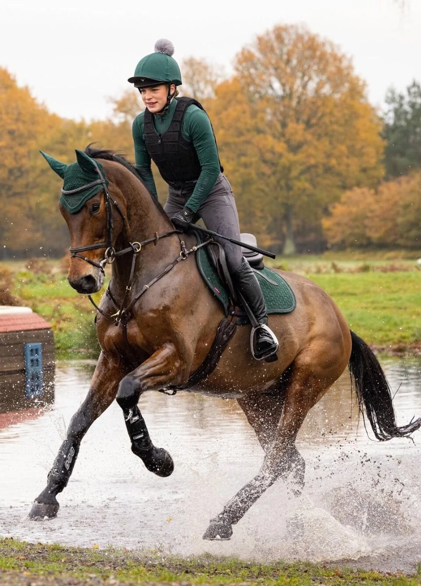 LeMieux Suede CC Square - Spruce 4 LeMieux Suede CC Square - Spruce - Image 2