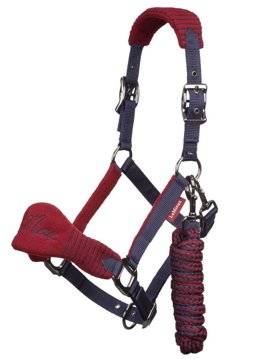 LeMieux Vogue Fleece Headcollar & Leadrope Set - Burgundy/Navy 3 LeMieux Vogue Fleece Headcollar & Leadrope Set - Burgundy/Navy