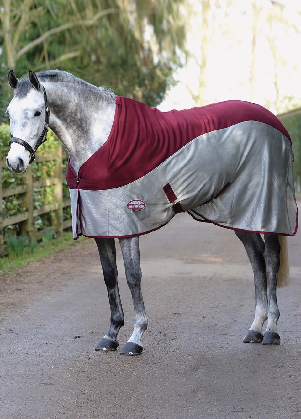 WeatherBeeta Micro-Air Standard Neck Cooler - Burgundy/Grey 3 WeatherBeeta Micro-Air Standard Neck Cooler - Burgundy/Grey